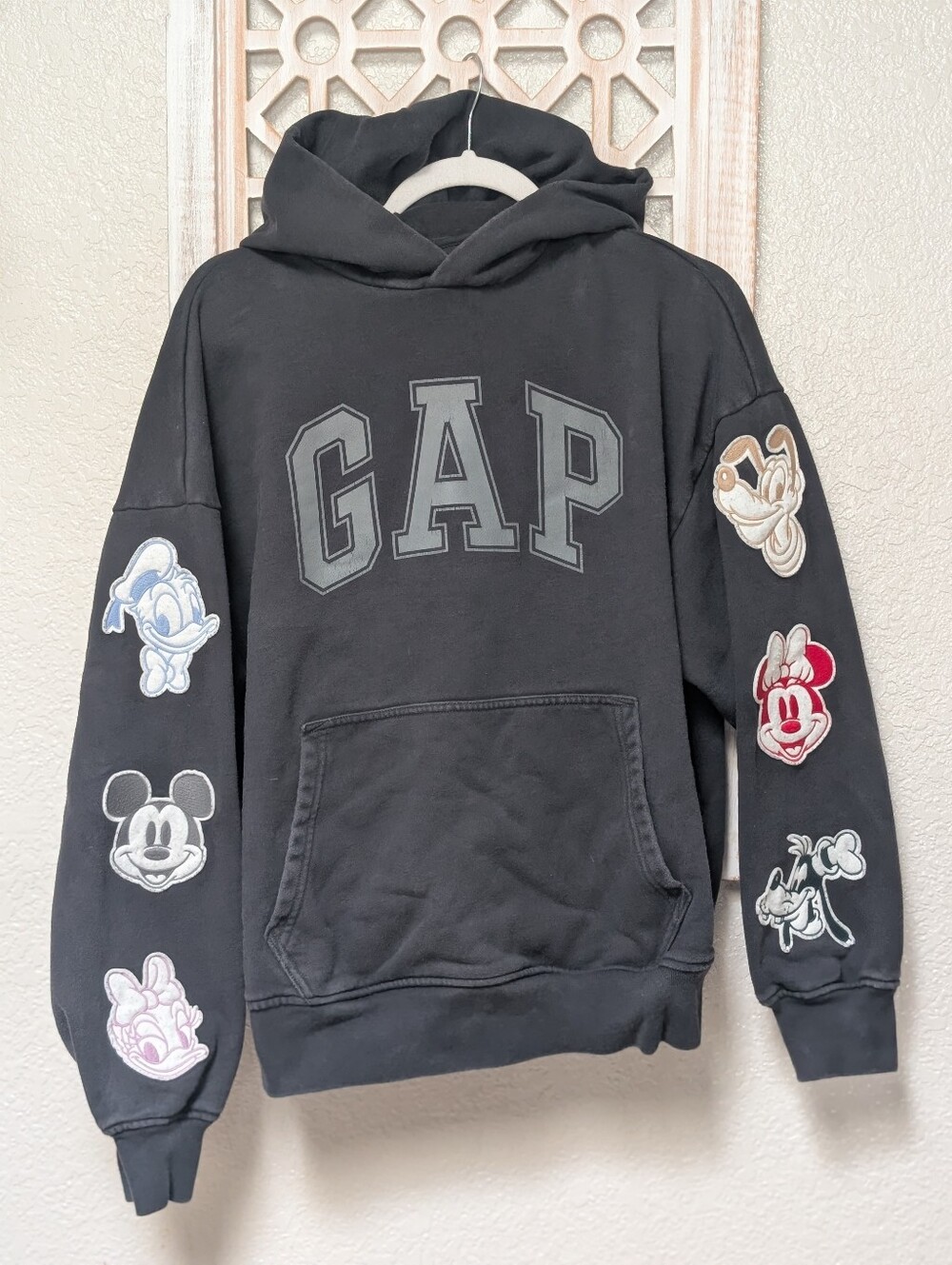 Gap X Disney Hoodie Sweatshirt Black Womens Medium Character Patches Heavyweight